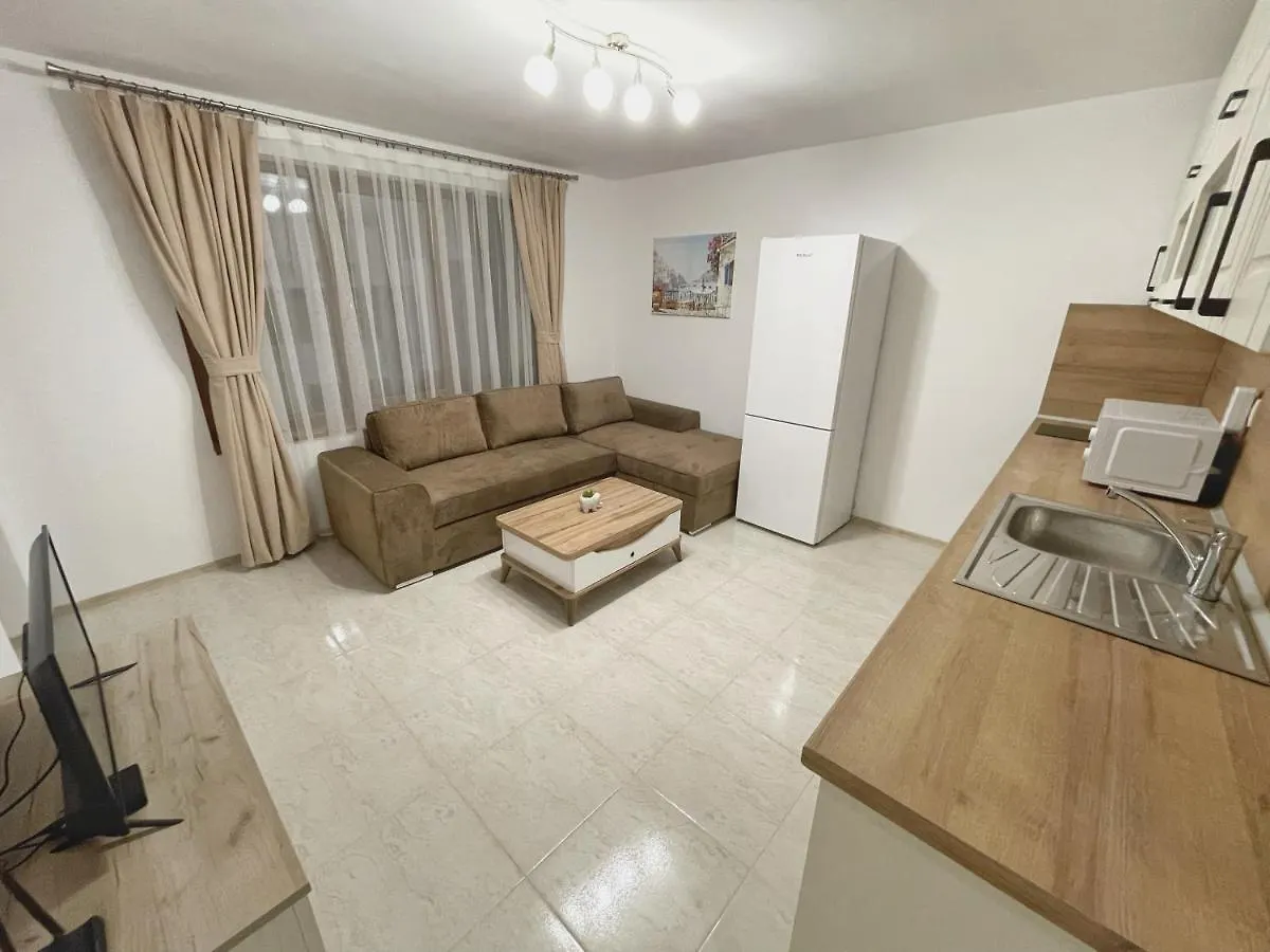 Apartment Апартамент Лина